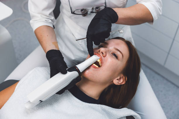 Best Emergency Tooth Extraction in Lakewood Park, FL